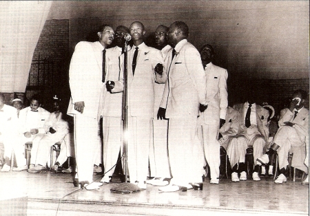 Sam, (center) performs with the 'Soul Stirrers', circa 1954