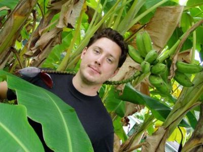 John under banana tree