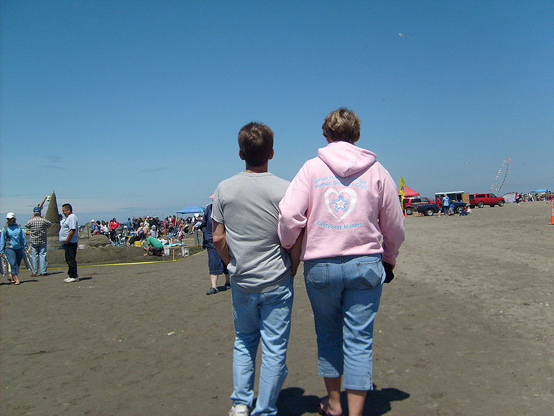 File:2009 beach pictures 3.jpg